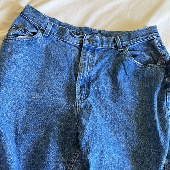 Lee Riders Relaxed Fit Straight Leg Style Jeans - Picture 4 of 8